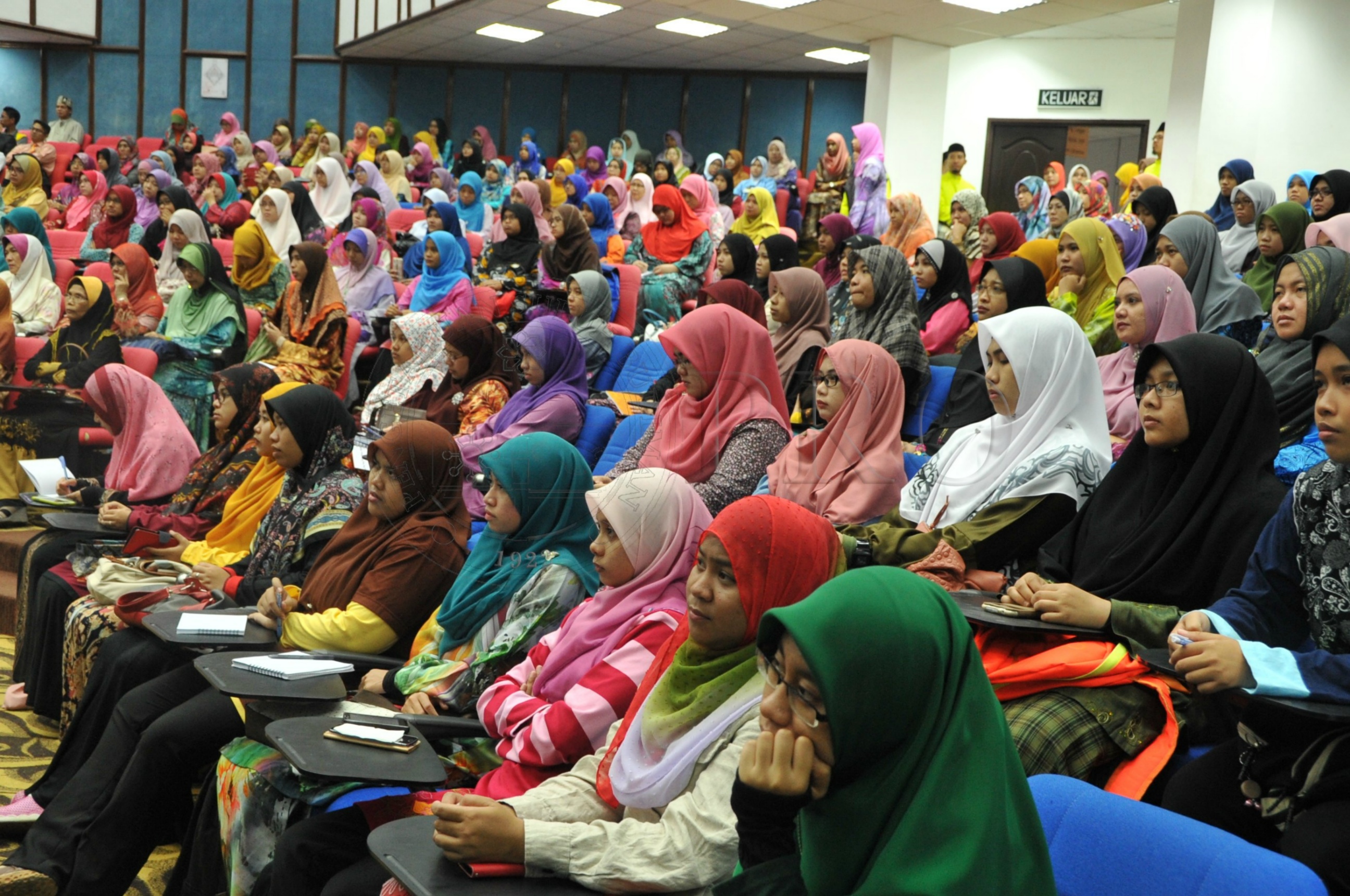 PRO 15 2 MAULIDUR PRO 4144